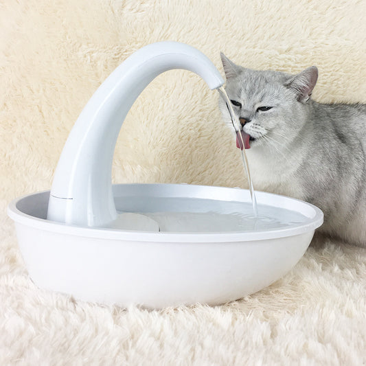 Cat Water Fountain – Flowing Fresh Water Dispenser
